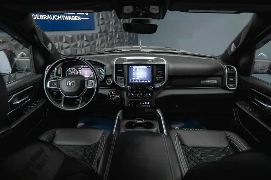 Dodge RAM 5.7 V8 HEMI 4x4 LIMITED NightOffroad LONGBED 08/2021-photo-23