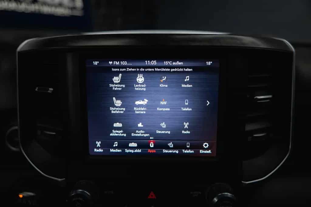 Dodge RAM 5.7 V8 HEMI 4x4 LIMITED NightOffroad LONGBED 08/2021-photo-28