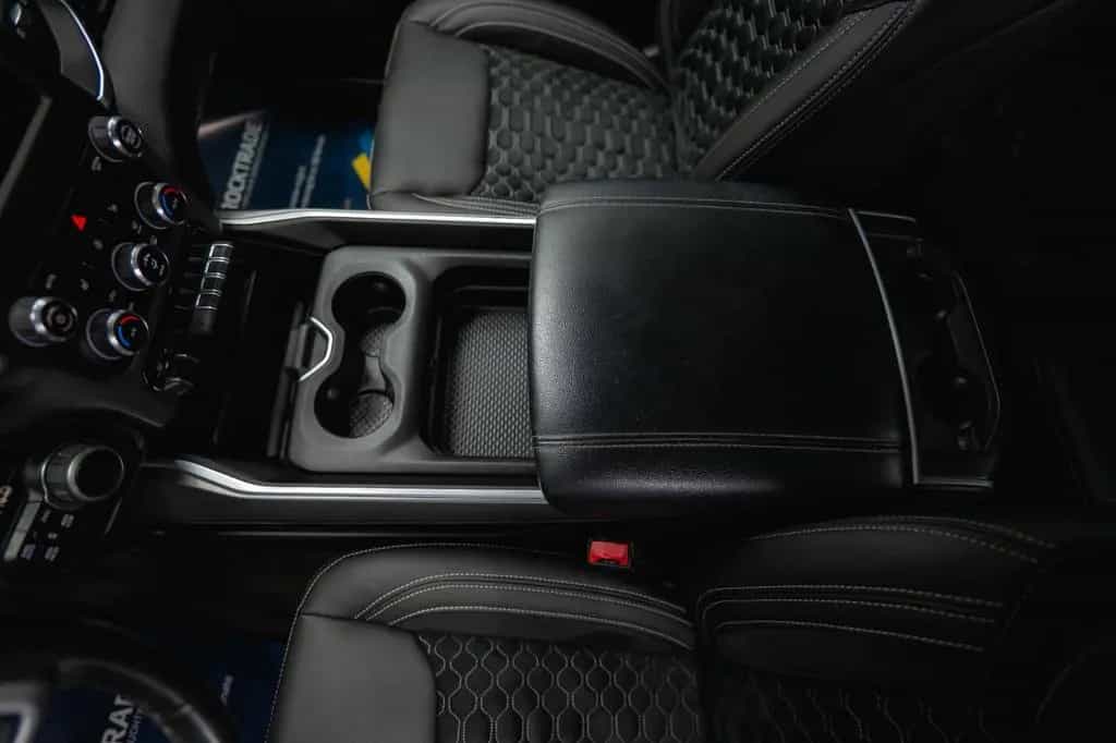 Dodge RAM 5.7 V8 HEMI 4x4 LIMITED NightOffroad LONGBED 08/2021-photo-37