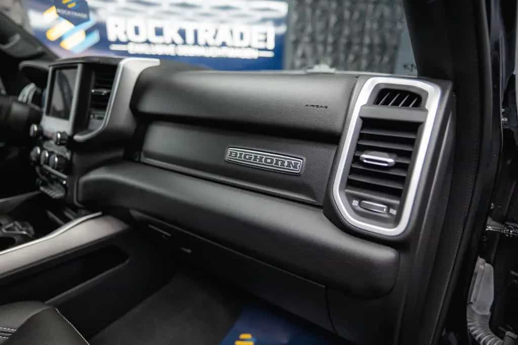 Dodge RAM 5.7 V8 HEMI 4x4 LIMITED NightOffroad LONGBED 08/2021-photo-42