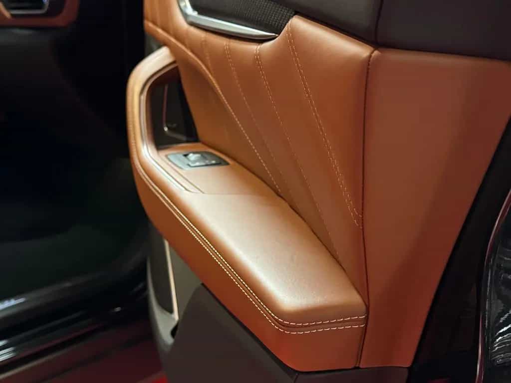 Maserati Levante /3.8 V8/530 PS/GTS/Q4/PANO/1.HAND/PERFEKT 05/2021-photo-18