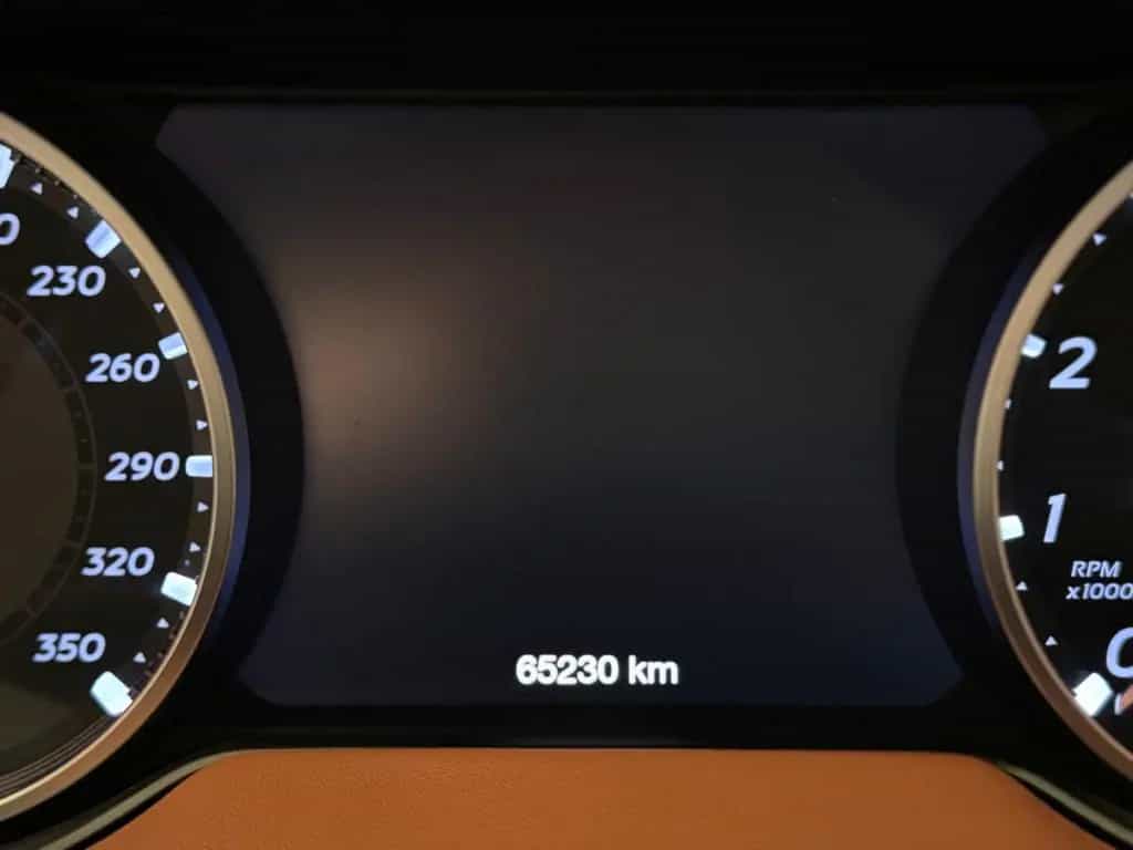 Maserati Levante /3.8 V8/530 PS/GTS/Q4/PANO/1.HAND/PERFEKT 05/2021-photo-2