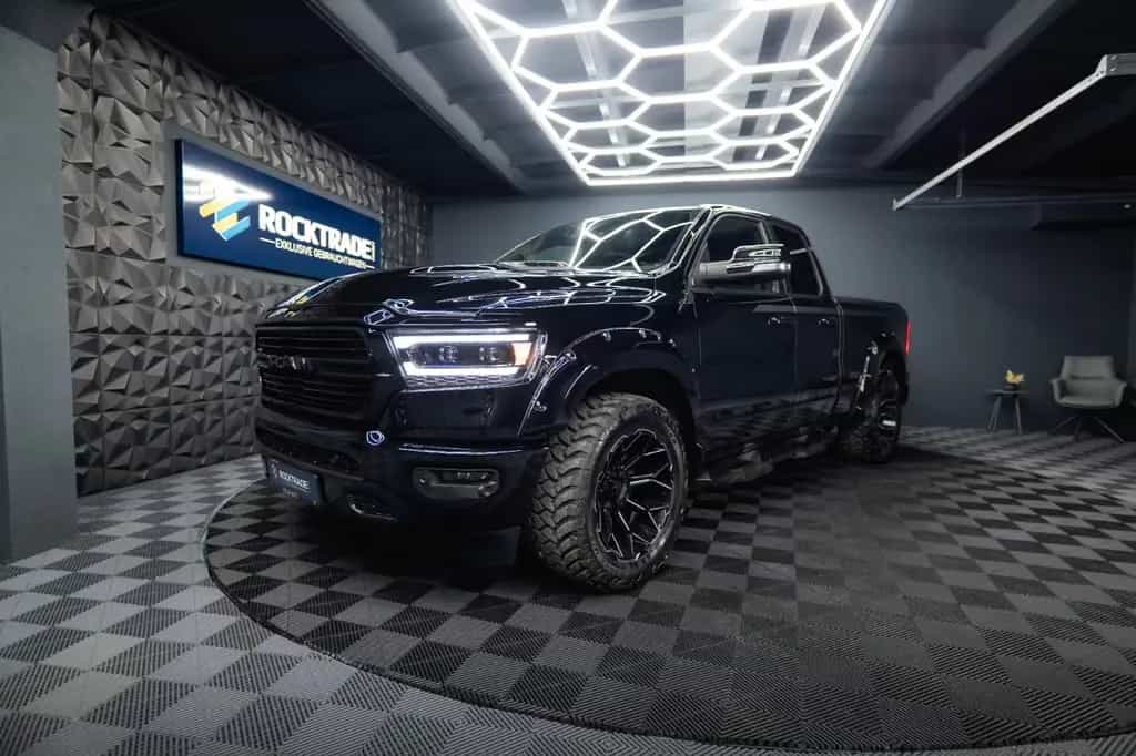 Dodge RAM 5.7 V8 HEMI 4x4 Night LARAMIE LONGBED 19% 01/2022-photo-0