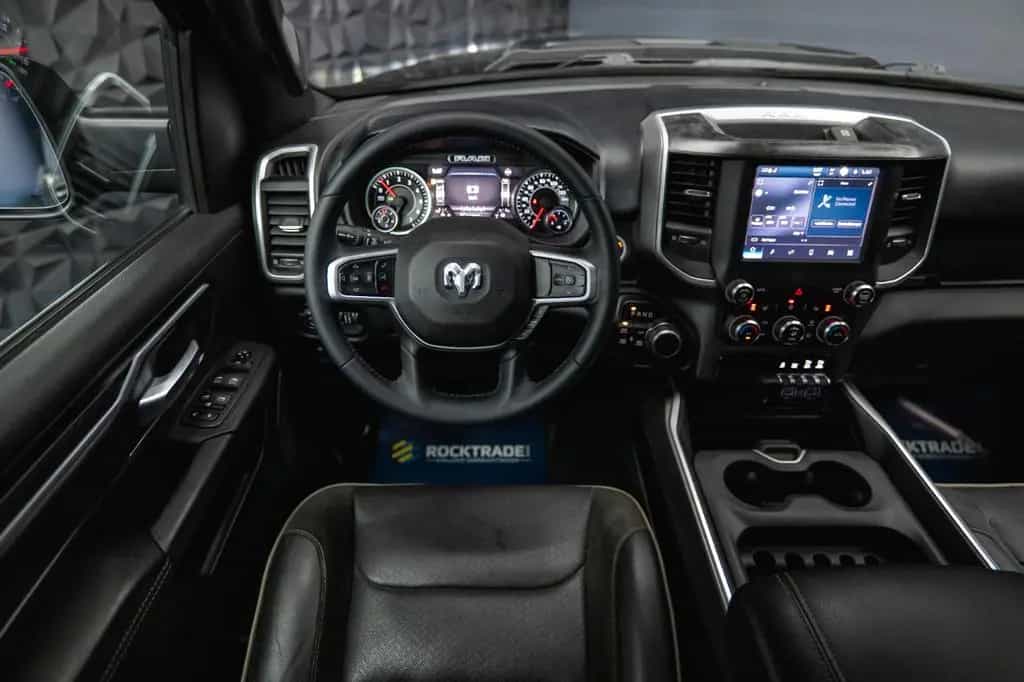 Dodge RAM 5.7 V8 HEMI 4x4 Night LARAMIE LONGBED 19% 01/2022-photo-24
