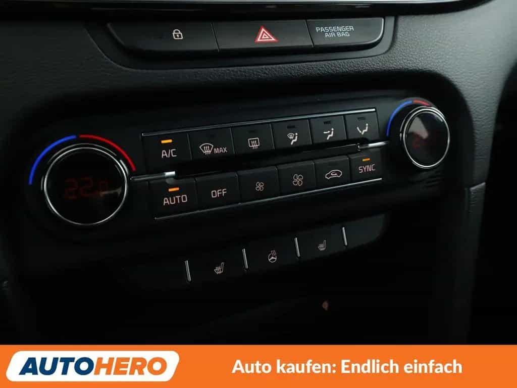 Kia Ceed 1.4 TGDI GT Line Aut*NAVI*LED*ACC*CAM*PDC* 06/2021-photo-19