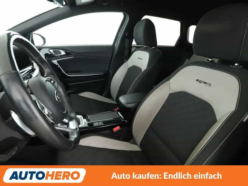 Kia Ceed 1.4 TGDI GT Line Aut*NAVI*LED*ACC*CAM*PDC* 06/2021-photo-6