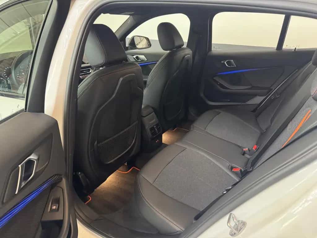 BMW 1 Series 118i Aut./Sport Line/Shadow/LED/Navi/HiFi 10/2019-photo-16