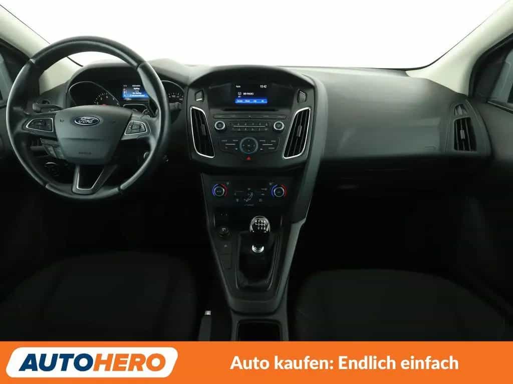 Ford Focus 1.0 EcoBoost Business*TEMPO*AHK*KLIMA* 06/2017-photo-11