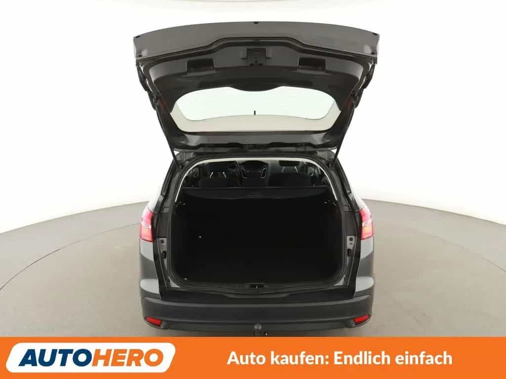 Ford Focus 1.0 EcoBoost Business*TEMPO*AHK*KLIMA* 06/2017-photo-16
