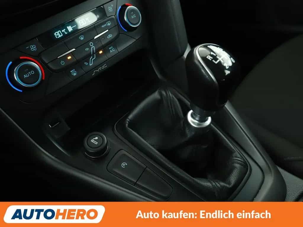 Ford Focus 1.0 EcoBoost Business*TEMPO*AHK*KLIMA* 06/2017-photo-26