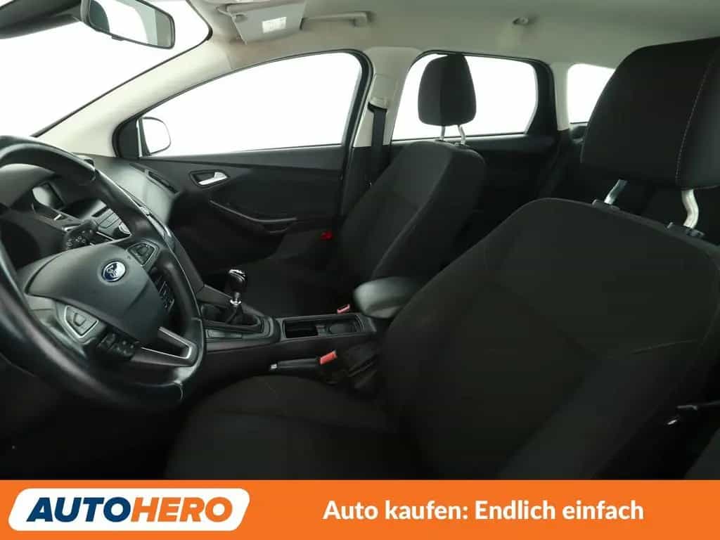 Ford Focus 1.0 EcoBoost Business*TEMPO*AHK*KLIMA* 06/2017-photo-9