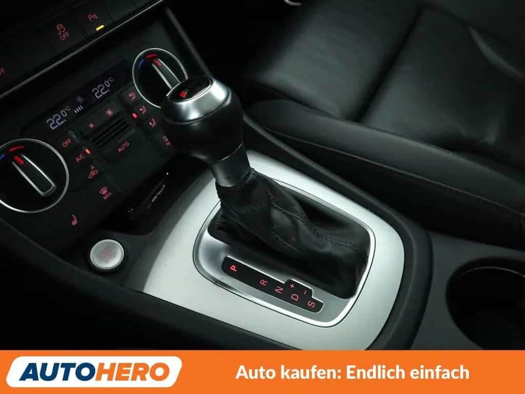 Audi Q3 2.0 TFSI quattro Sport 03/2018-photo-29