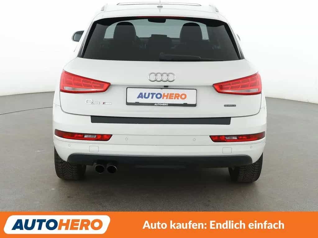 Audi Q3 2.0 TFSI quattro Sport 03/2018-photo-4
