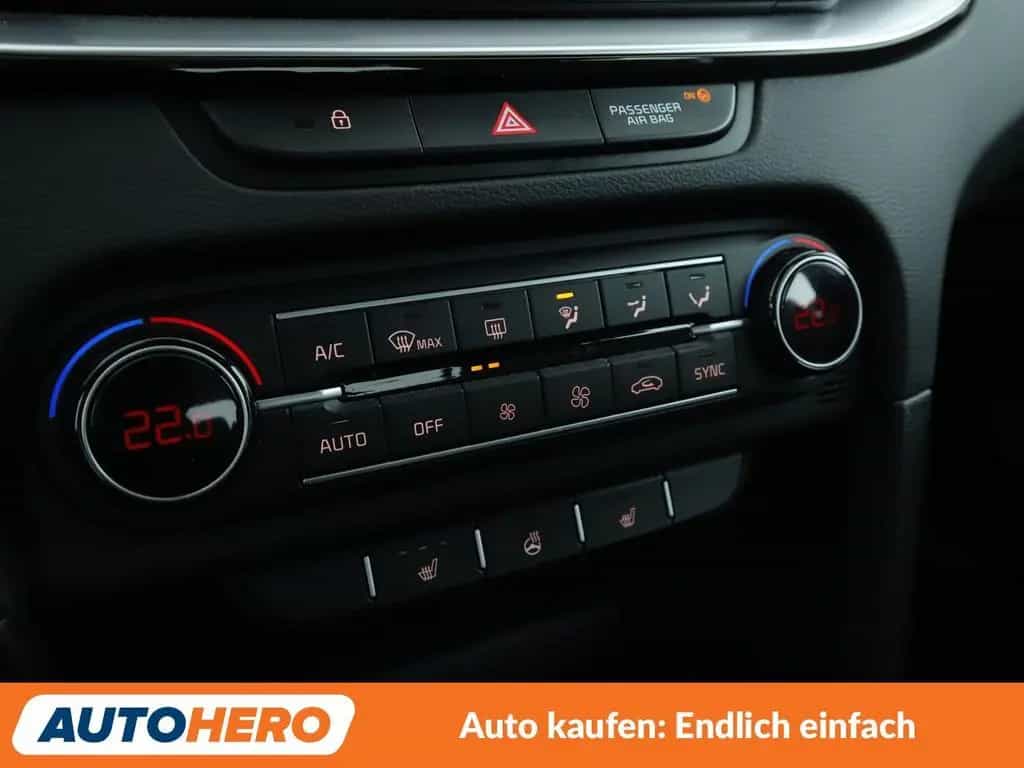 Kia XCeed 1.6 CRDi Mild-Hybrid Vision Aut.*NAVI*LED* 03/2024-photo-22