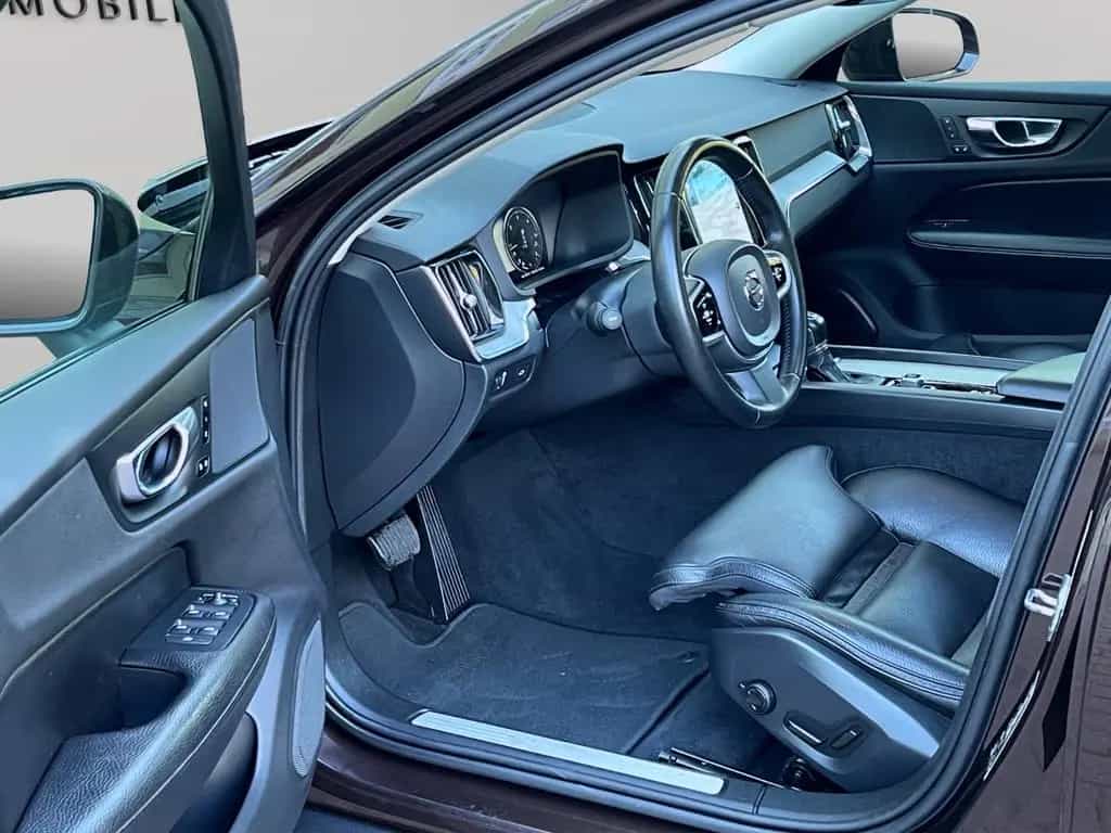 Volvo V60 CROSS COUNTRY PRO AWD AHK PANORAMA GARANTIE 11/2019-photo-10