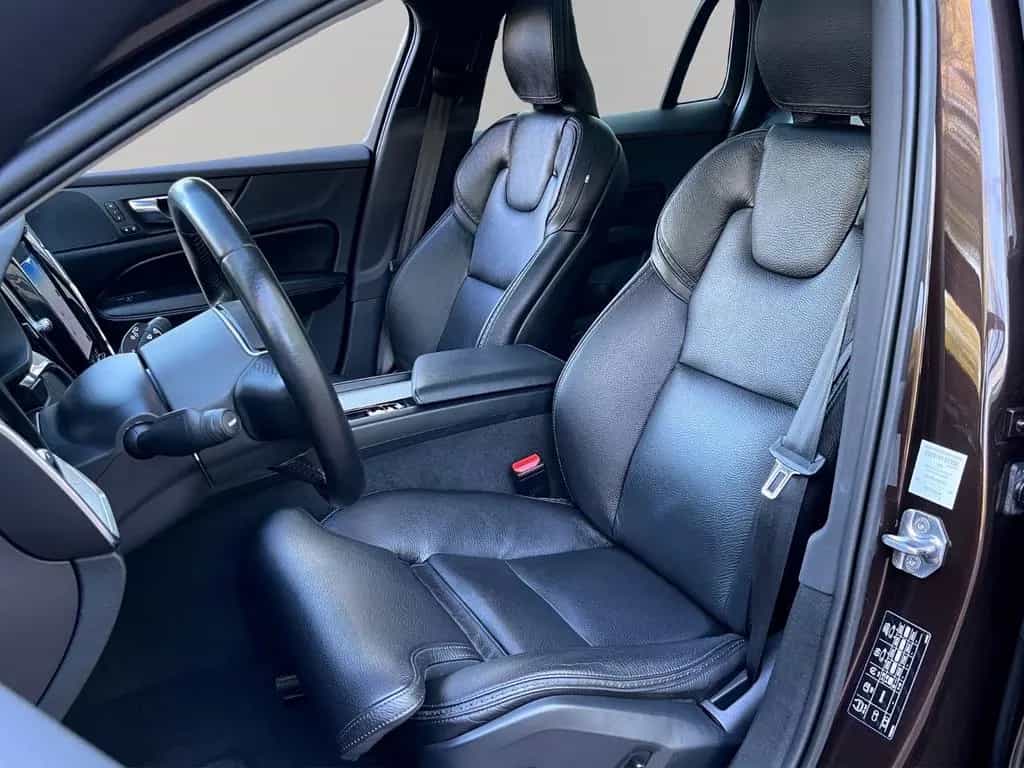 Volvo V60 CROSS COUNTRY PRO AWD AHK PANORAMA GARANTIE 11/2019-photo-12