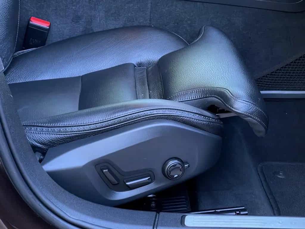 Volvo V60 CROSS COUNTRY PRO AWD AHK PANORAMA GARANTIE 11/2019-photo-42
