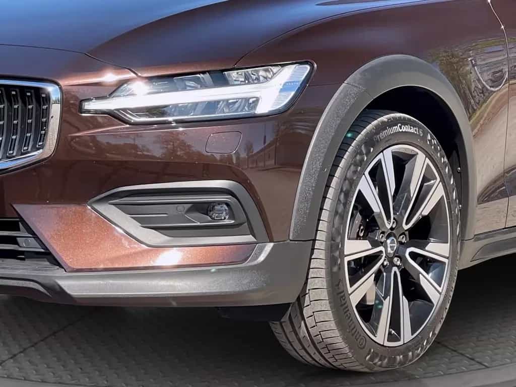 Volvo V60 CROSS COUNTRY PRO AWD AHK PANORAMA GARANTIE 11/2019-photo-8