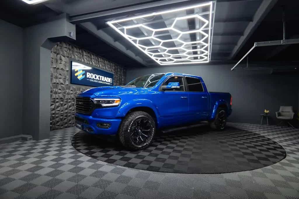 Dodge RAM 5.7 V8 HEMI 4x4 OFFROAD Night Limited 19% 01/2020-photo-1