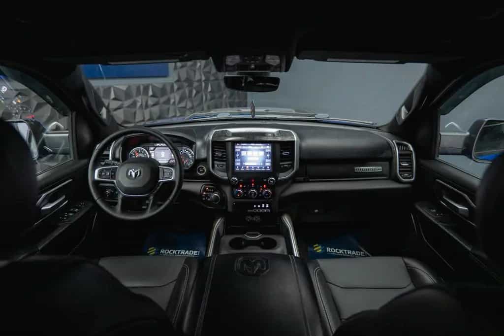 Dodge RAM 5.7 V8 HEMI 4x4 OFFROAD Night Limited 19% 01/2020-photo-24