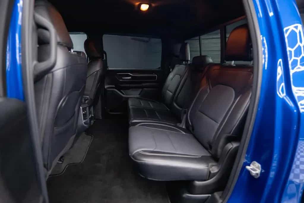Dodge RAM 5.7 V8 HEMI 4x4 OFFROAD Night Limited 19% 01/2020-photo-38