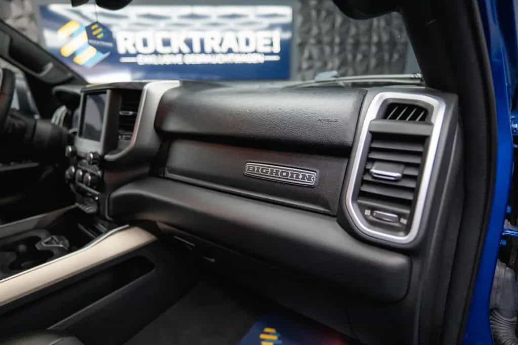 Dodge RAM 5.7 V8 HEMI 4x4 OFFROAD Night Limited 19% 01/2020-photo-41