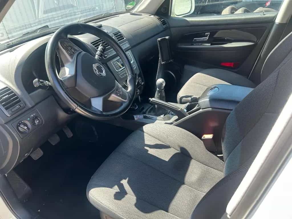 Ssangyong REXTON Rexton * 4WD *7Sitzer*e Sitze*EURO 6!! 12/2015-photo-11