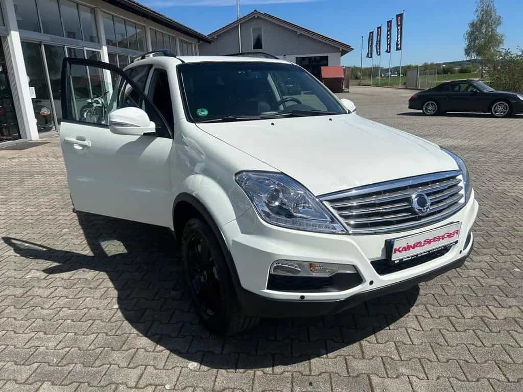 Ssangyong REXTON Rexton * 4WD *7Sitzer*e Sitze*EURO 6!! 12/2015-photo-23