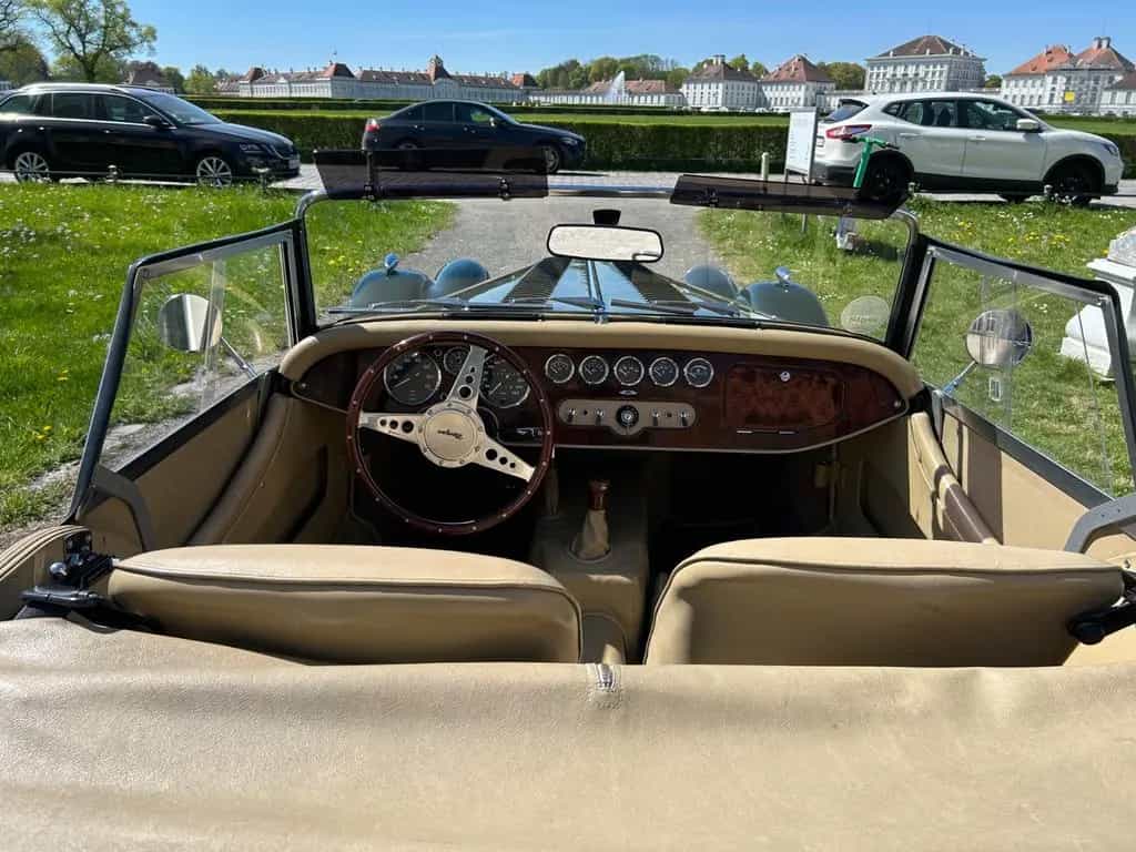 Morgan Plus 8 Sammlerfahrzeug, 1. Hd, Orig. Km 28.455 11/1993-photo-4