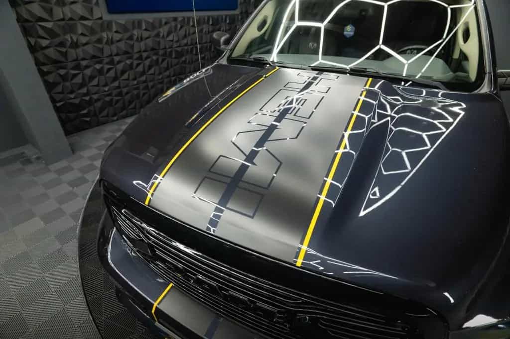 Dodge RAM 5.7 V8 HEMI 4x4 OFFROAD Night-Paket *LED*AHK 05/2018-photo-4