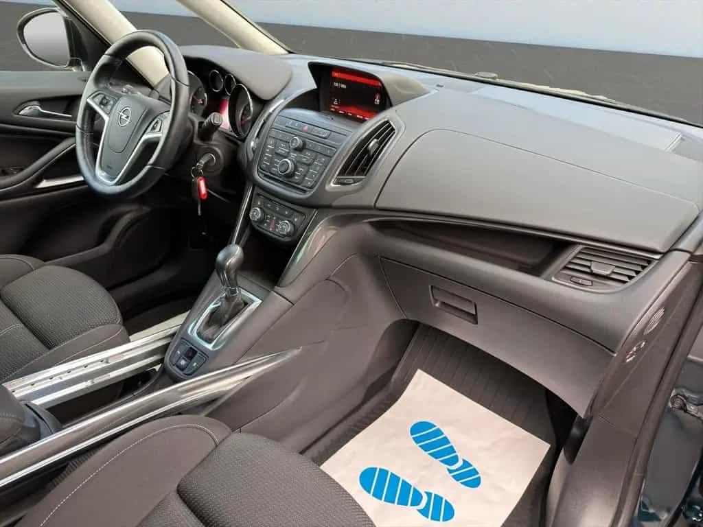 Opel Zafira 06/2016-photo-11