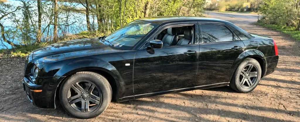 Chrysler 300C 3.0 CRD Sedan - All Black 06/2008-photo-2