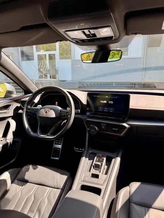 Cupra Leon ST 2.0 TSI DSG Leder/Pano/Navi/Beats/DCC 06/2022-photo-16