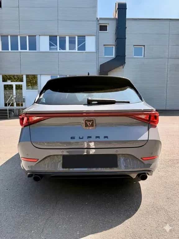 Cupra Leon ST 2.0 TSI DSG Leder/Pano/Navi/Beats/DCC 06/2022-photo-6