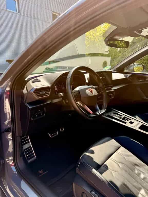 Cupra Leon ST 2.0 TSI DSG Leder/Pano/Navi/Beats/DCC 06/2022-photo-9
