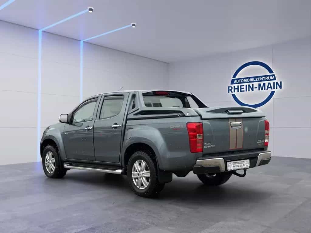 Isuzu D-Max Double Cab 4WD LEDER/KAMERA/SCHECKHEFT/ 01/2014-photo-2