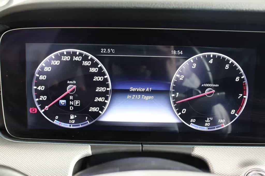 Mercedes-Benz E 400 4Matic AMG-LINE 09/2017-photo-18