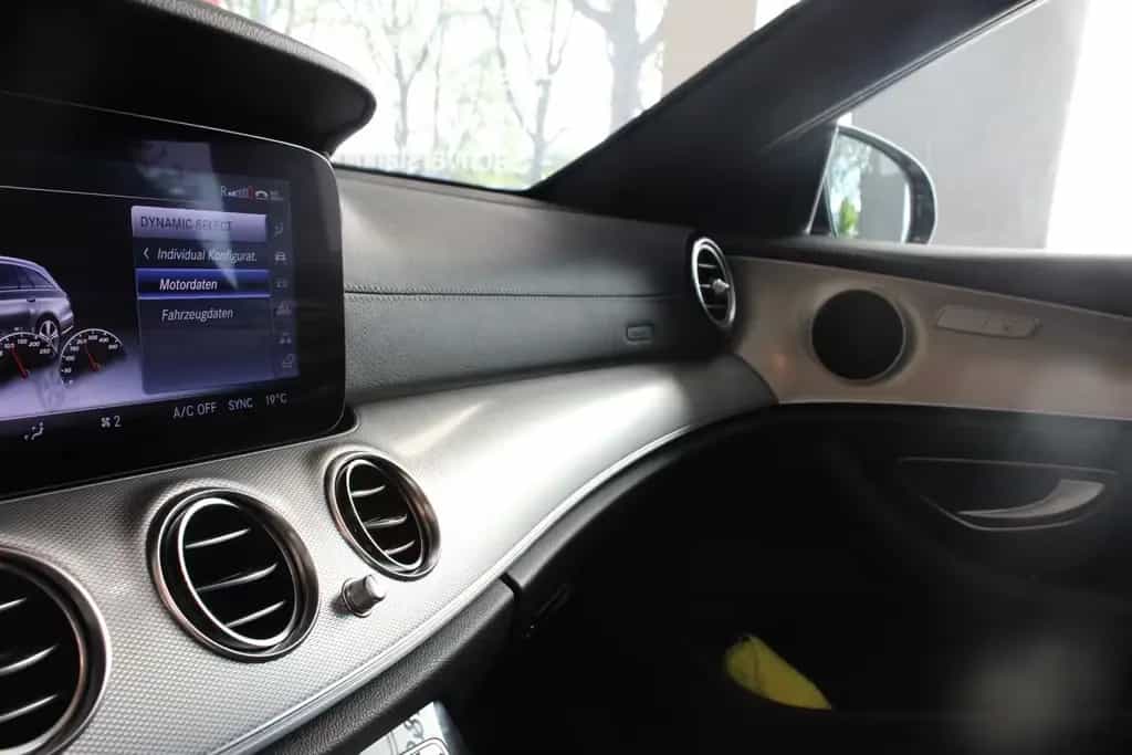 Mercedes-Benz E 400 4Matic AMG-LINE 09/2017-photo-27