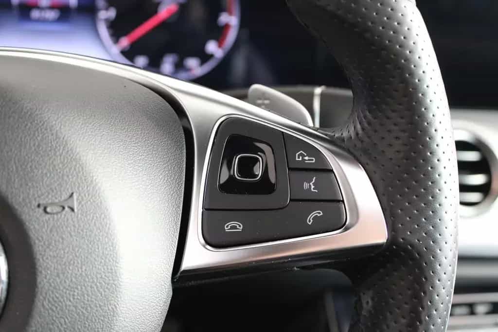 Mercedes-Benz E 400 4Matic AMG-LINE 09/2017-photo-36