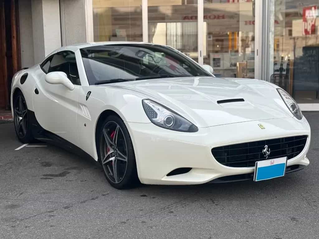 Ferrari California Base Grade 03/2011-photo-1