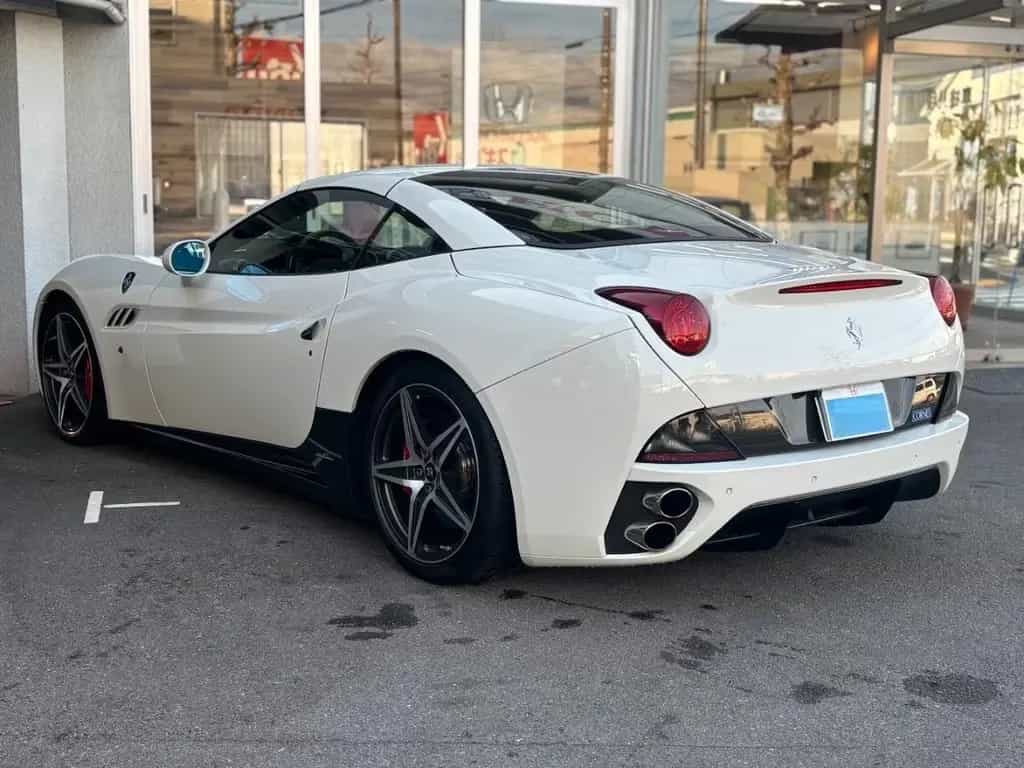 Ferrari California Base Grade 03/2011-photo-9