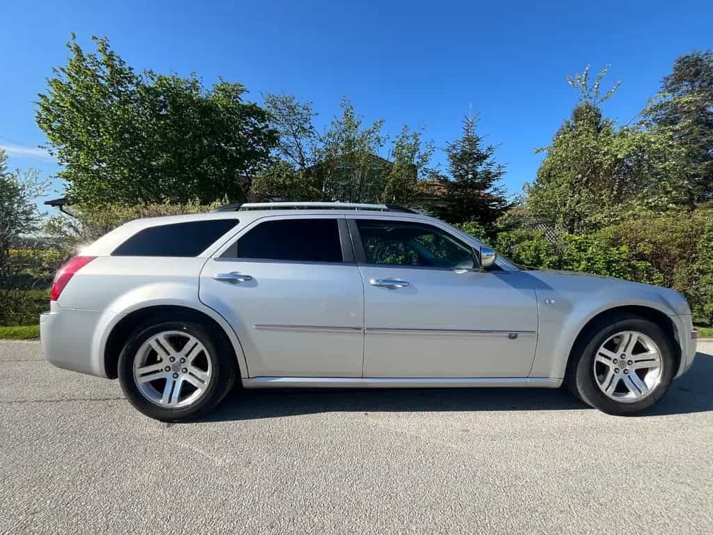 Chrysler 300C Touring 3.0 CRD Tüv neu Facelift 05/2010-photo-5