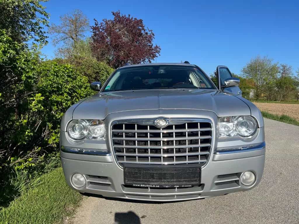 Chrysler 300C Touring 3.0 CRD Tüv neu Facelift 05/2010-photo-6