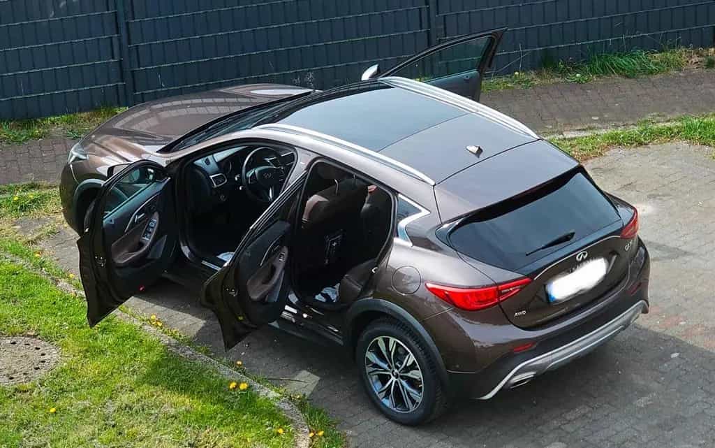 Infiniti QX30 2.2d AWD Premium Tech Premium Tech 07/2016-photo-10