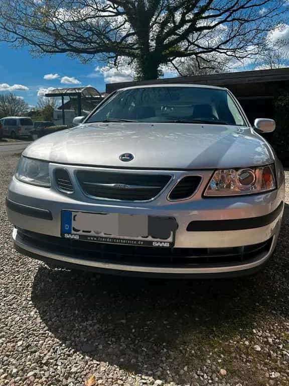 Saab 9-3 Scheckheft 87.000 km, Service neu 03/2005-photo-1