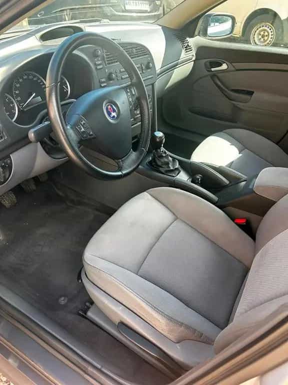 Saab 9-3 Scheckheft 87.000 km, Service neu 03/2005-photo-6