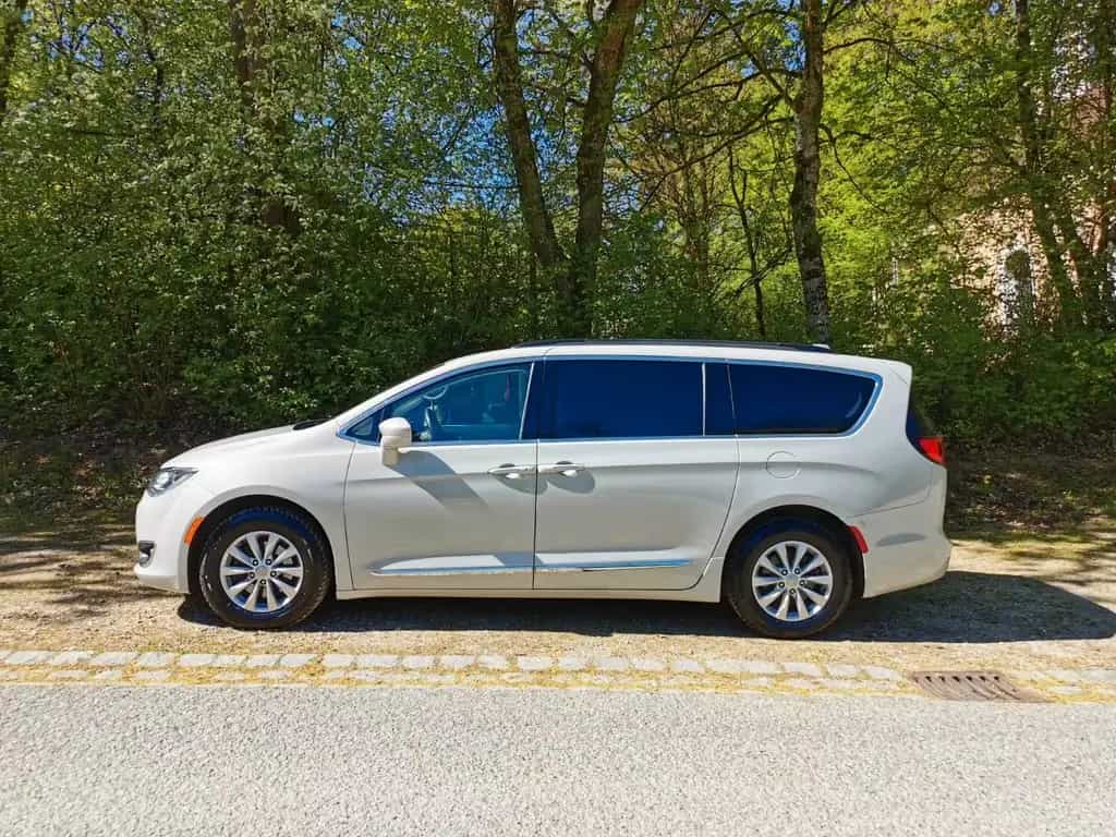 Chrysler Pacifica 07/2017-photo-0