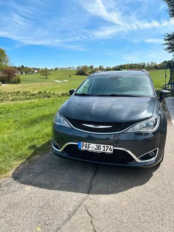 Chrysler Pacifica 10/2020-photo-0