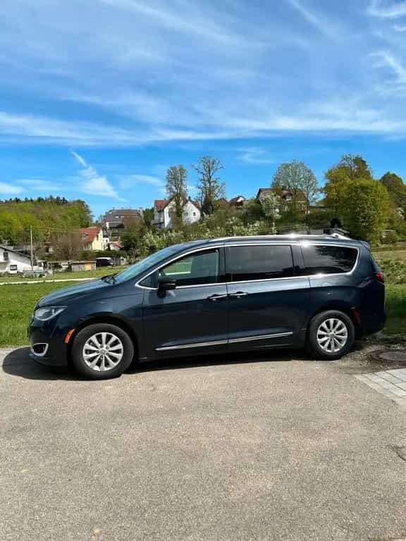 Chrysler Pacifica 10/2020-photo-1