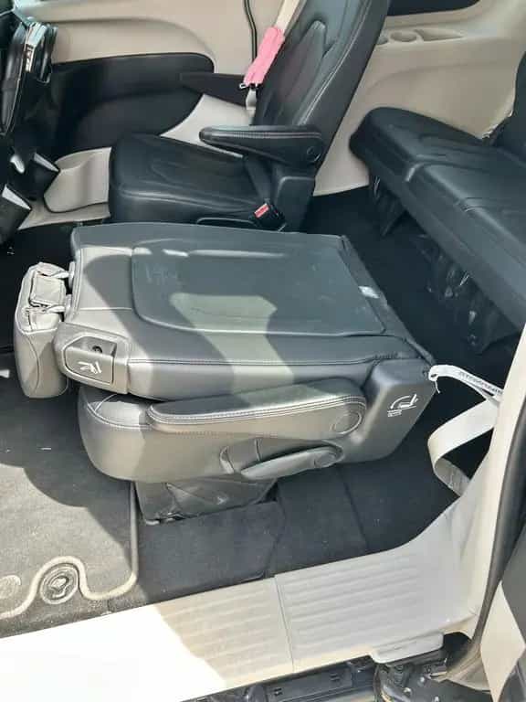 Chrysler Pacifica 10/2020-photo-7